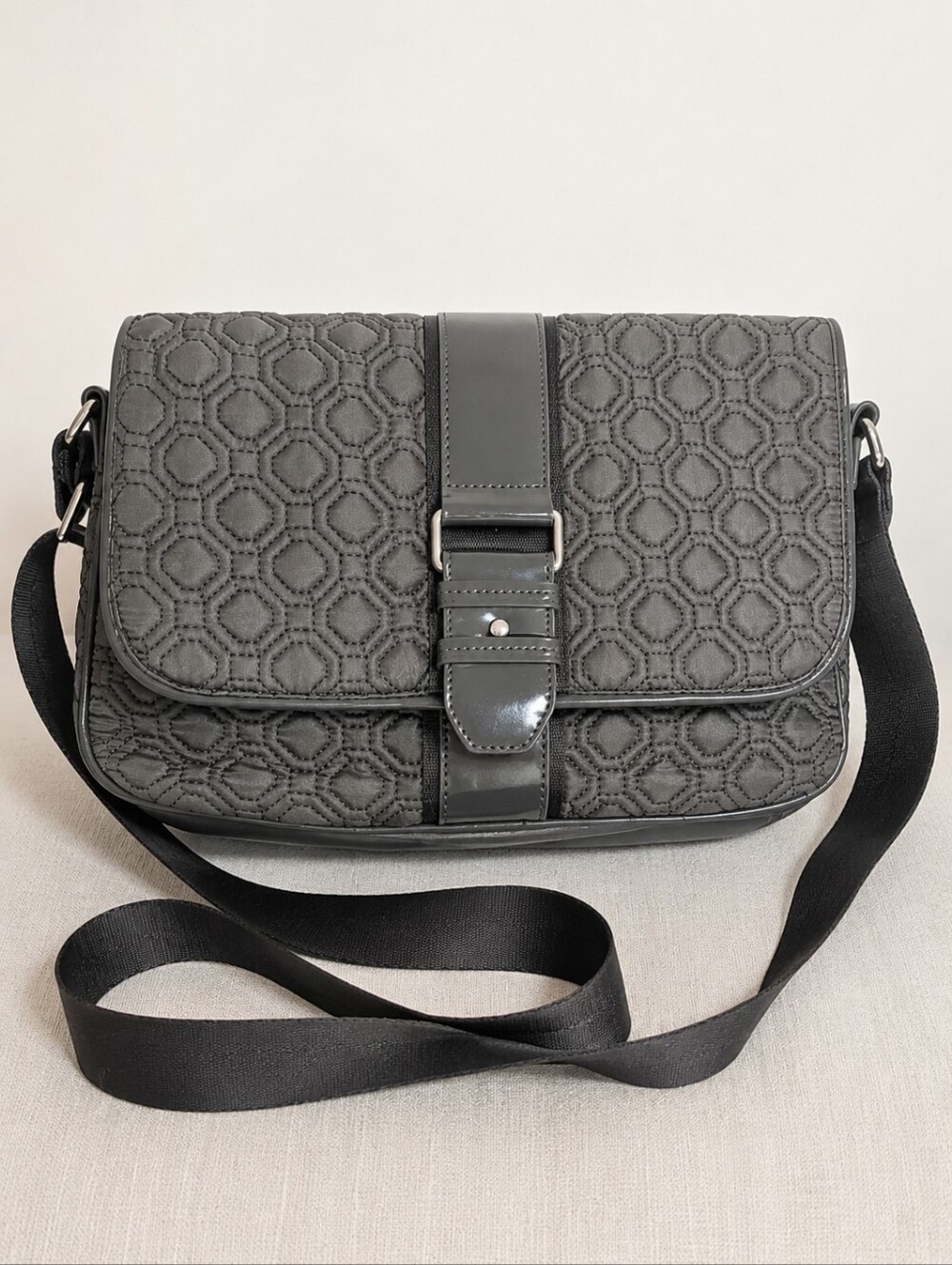Vera Bradley Gray Quilted Messenger Crossbody Bag Laptop Travel Work Tote